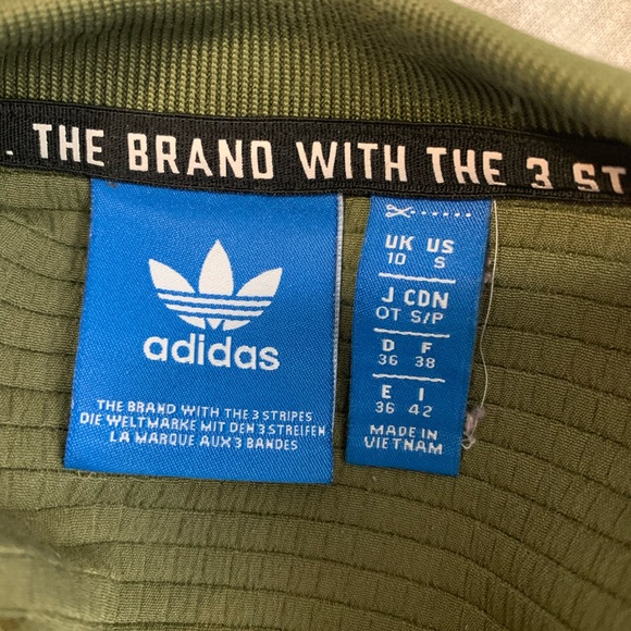 Adidas sweater - Picture 3 of 3